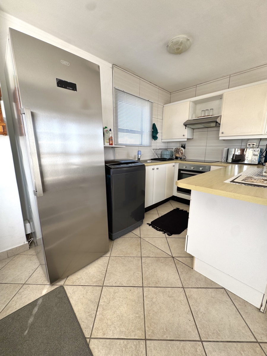 2 Bedroom Property for Sale in Beachfront Western Cape